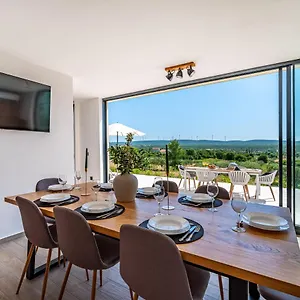 Villa Matea - Heated Pool, Peace, View Villa Pridraga
